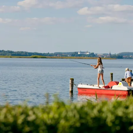 Hotel Strauers Am See Bosau