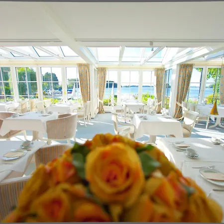 Hotel Strauers Am See 4*