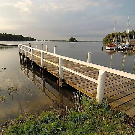 Hotel Strauers Am 4*