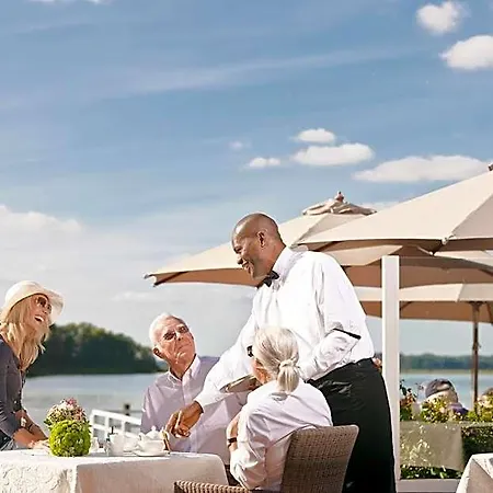 Hotel Strauers Am Bosau